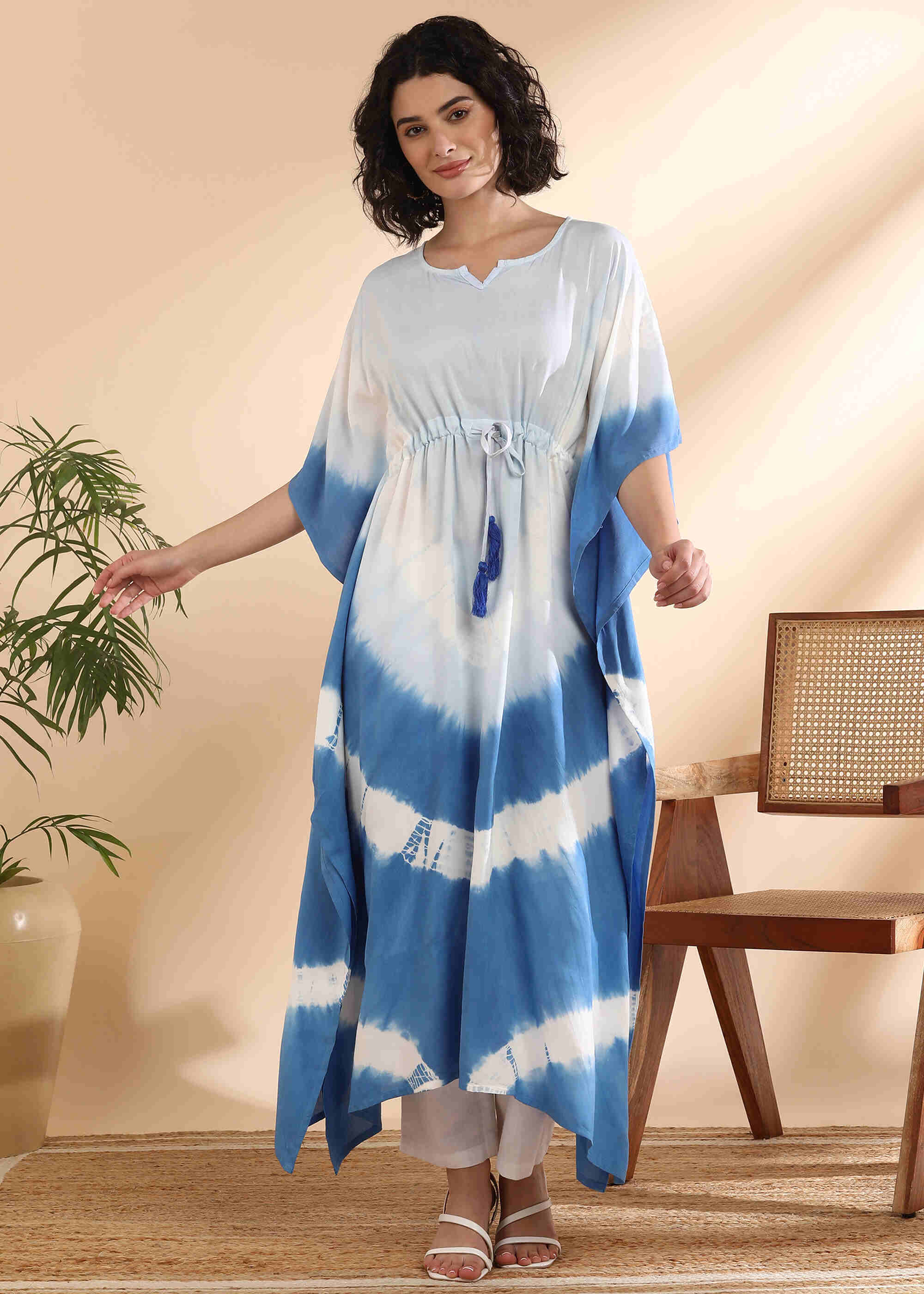 Women Handmade Tie-Dye Rayon White Blue Kaftan (W1650) – Jaipurhues.com