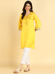 Women Casual Rayon Straight Embroidered Kurta (W1671)