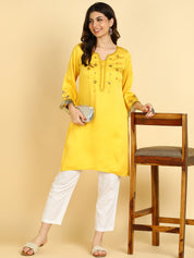 Women Casual Rayon Straight Embroidered Kurta (W1671)