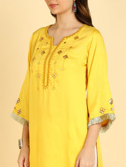 Women Casual Rayon Straight Embroidered Kurta (W1671)