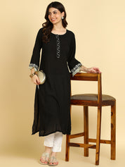Women Casual Rayon Straight Embroidered Kurta (W1673)
