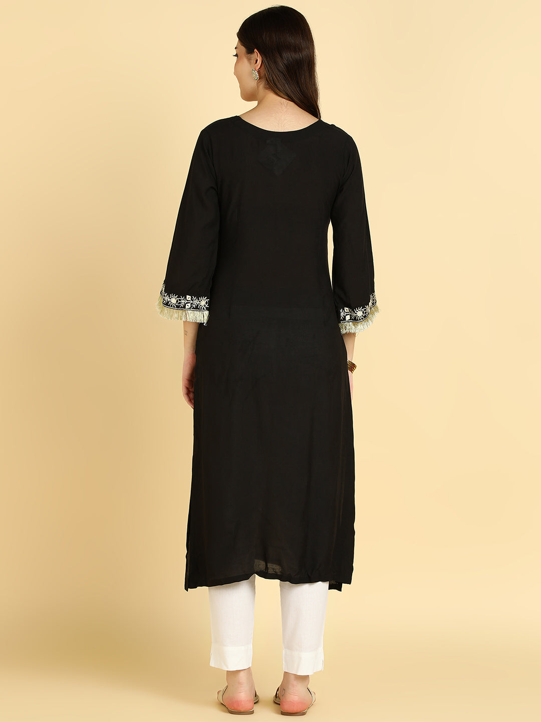 Women Casual Rayon Straight Embroidered Kurta (W1673)