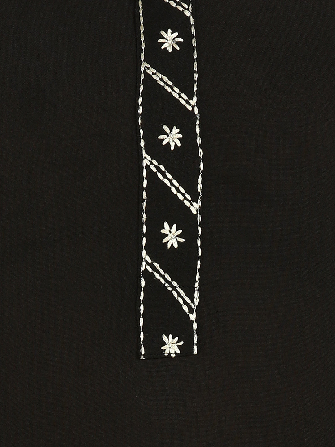 Women Casual Rayon Straight Embroidered Kurta (W1673)