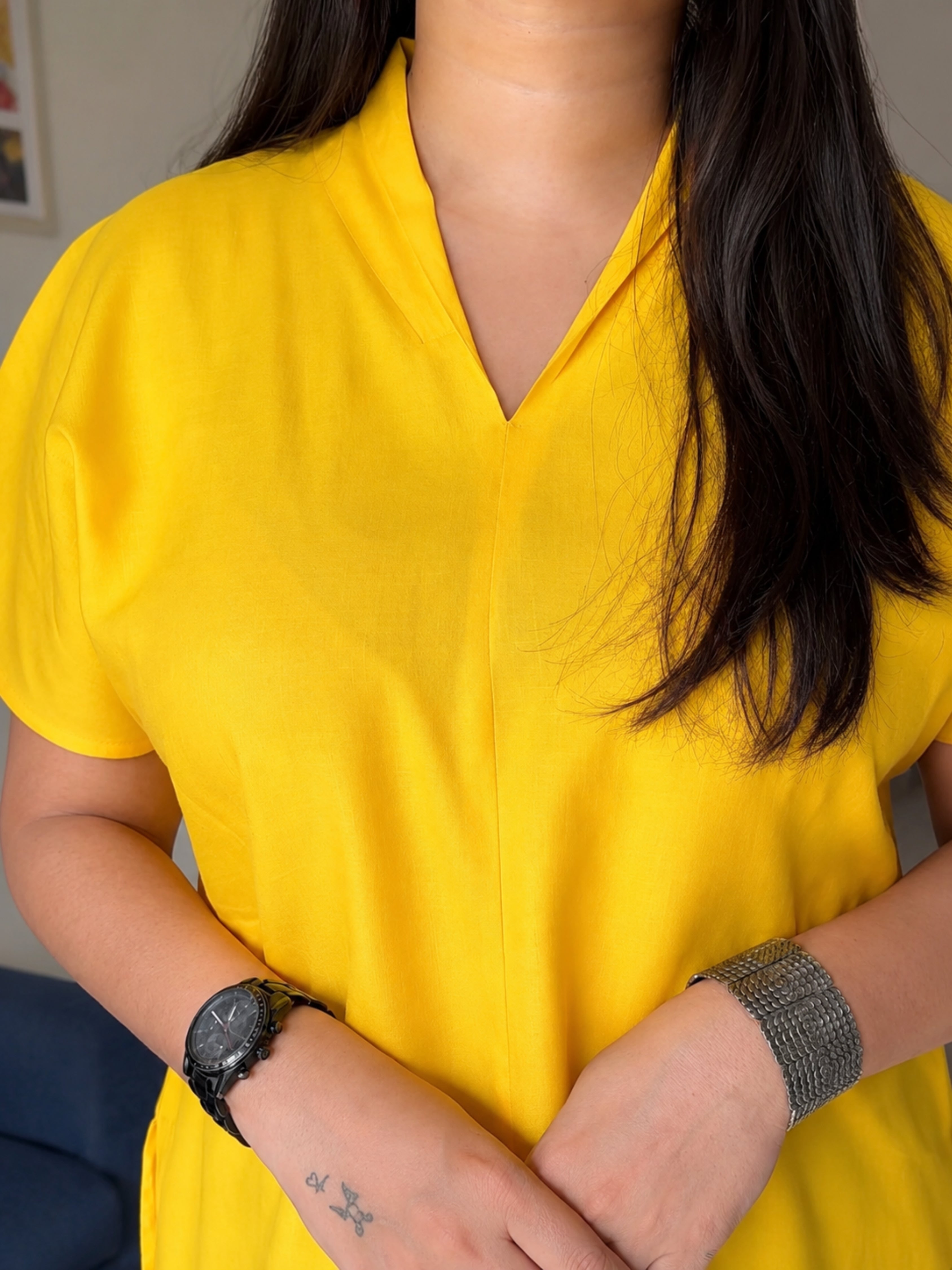 Women Rayon Slub Solid V-Neck Regular Fit Casual Top (W1751)