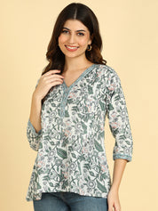 Women Casual Block Printed Cotton Regular Fit Top (1681)
