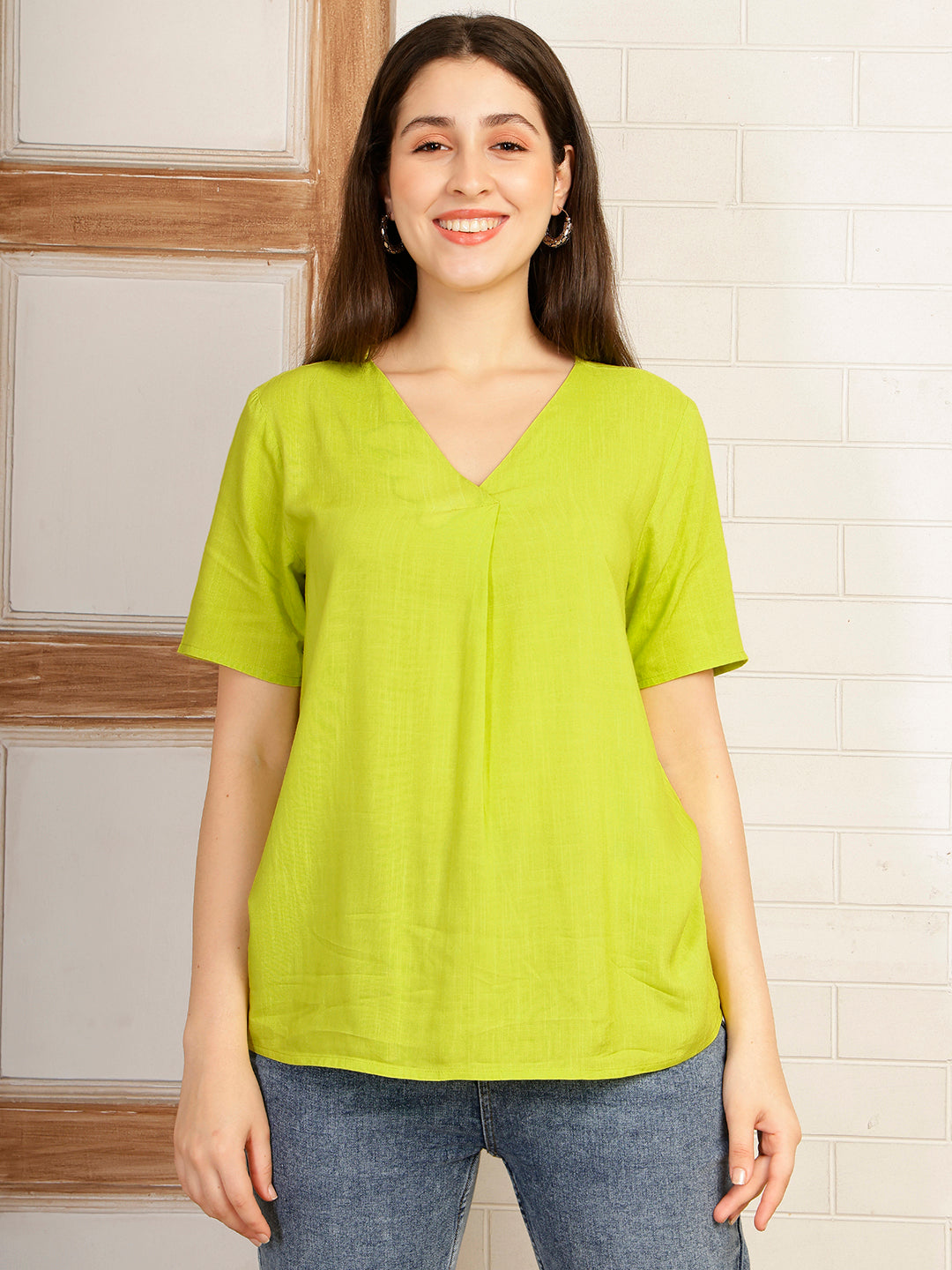 Women Green  Solid Camric Casual Top (W1825)