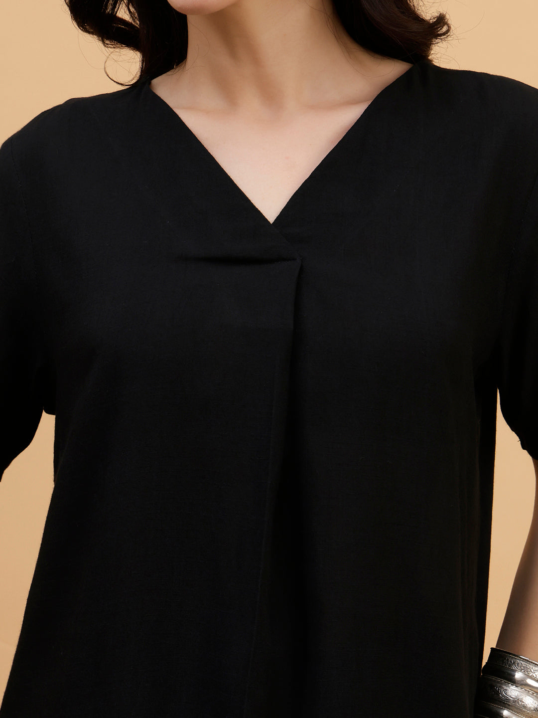 Women Black Solid Rayon Casual Top (W1787)
