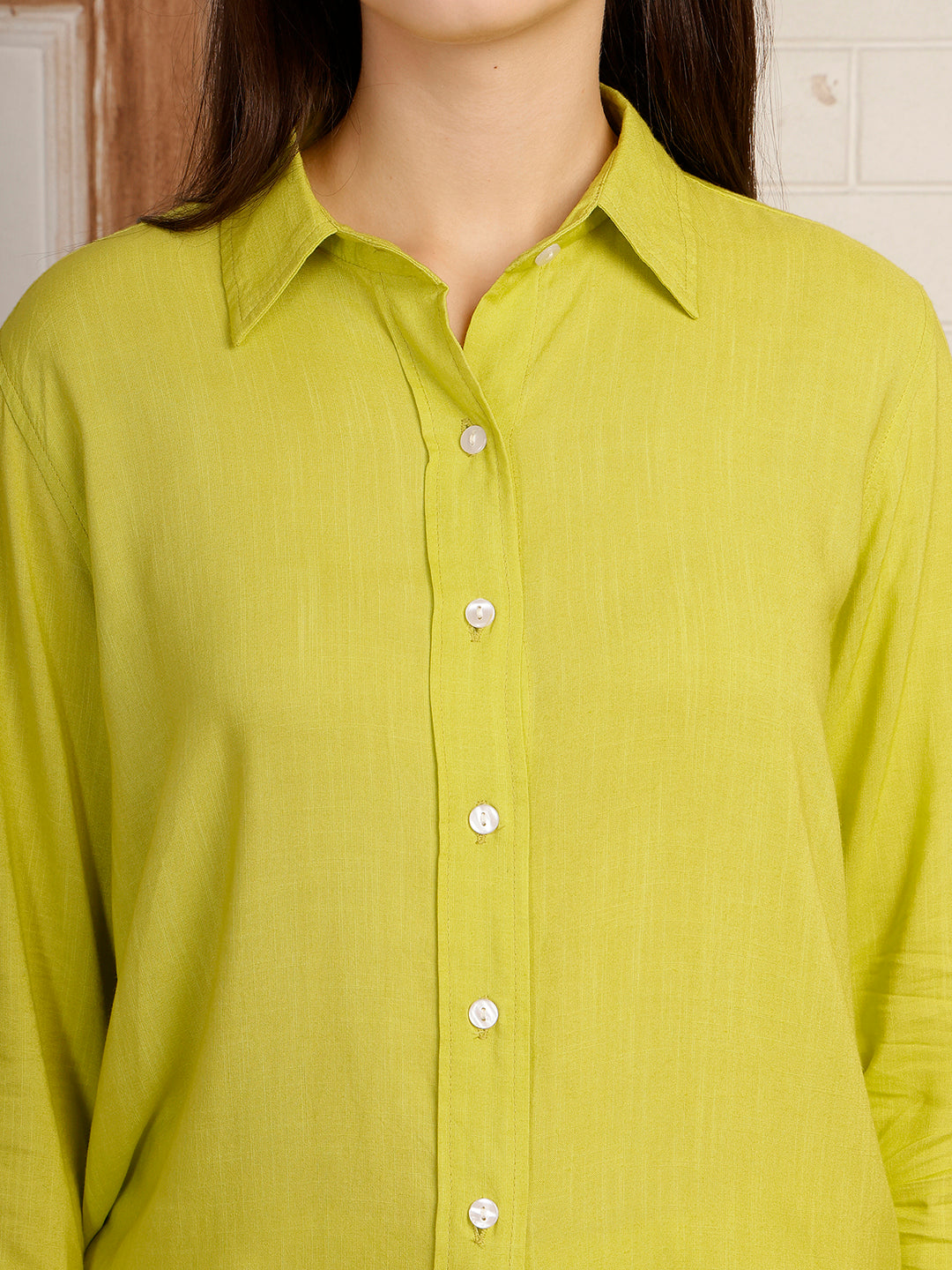 Women Camric Green Solid Casual Regular Fit Shirt (W1818)