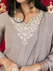 Maaesa Luxe Chiku Mulchanderi Festive Kurta Set | Kurta Bottom Dupatta (W10005)