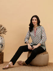 Women Green Printed Camric Casual Top (W1808)