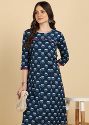 Women Cotton Floral Printed Straight Kurta (W1736)