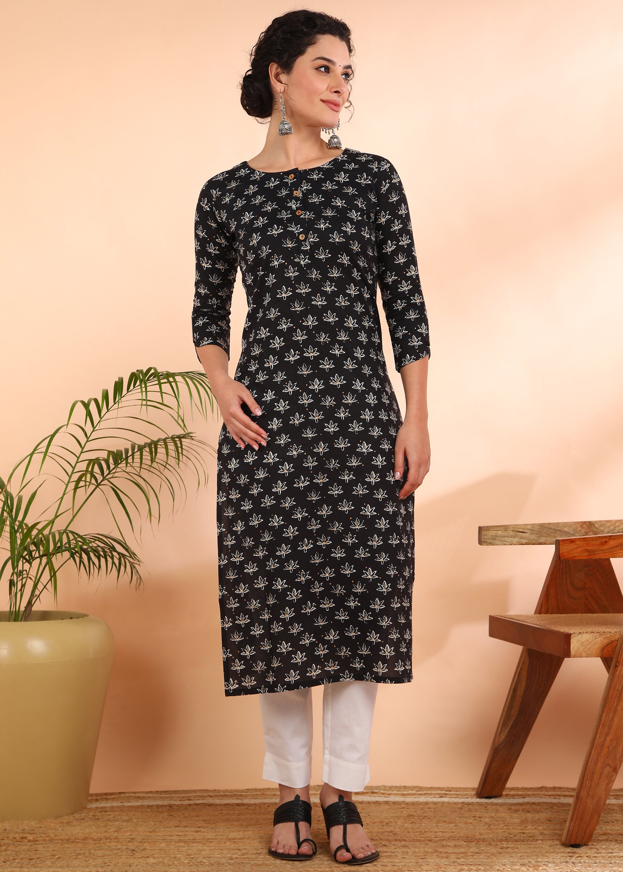 Women Printed Kurta With Matching Kids Kurta Set Mother Daughter Combo (COMBOMD9027)