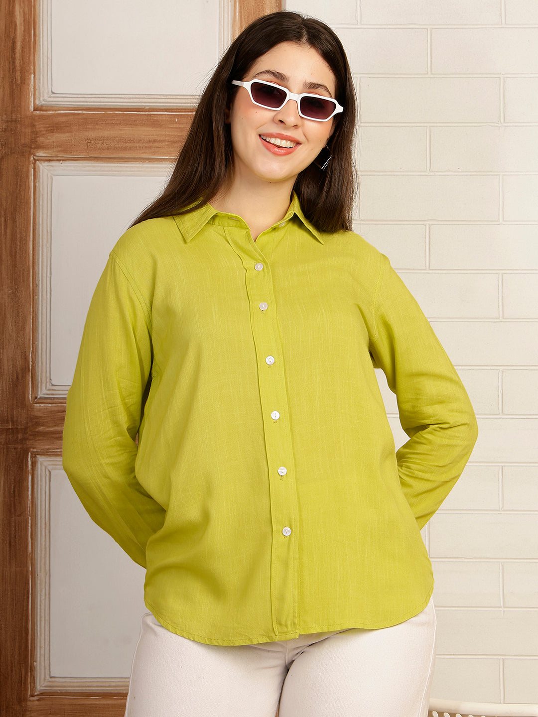 Women Camric Green Solid Casual Regular Fit Shirt (W1818)