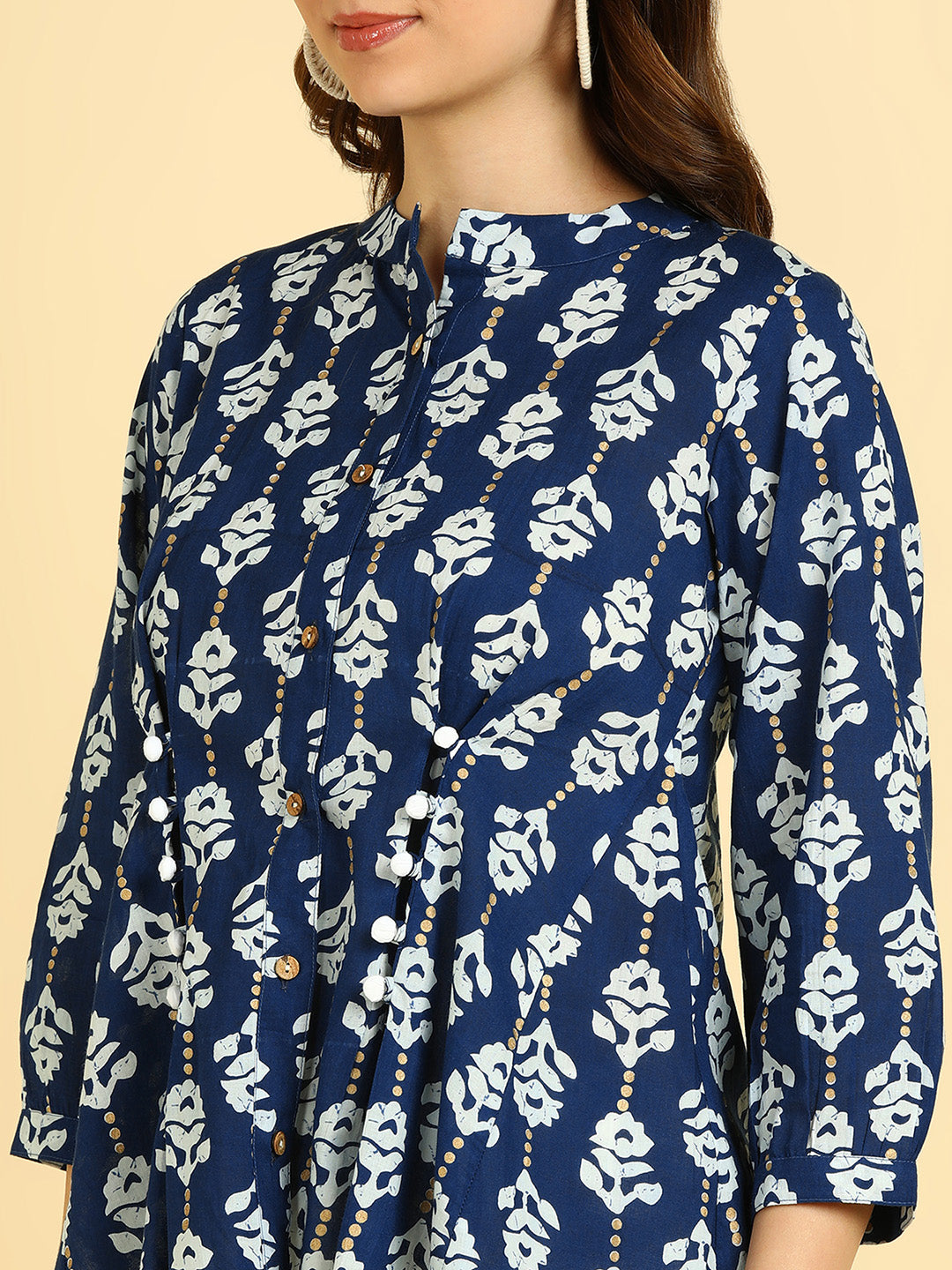Women Casual Block Printed Cotton Regular Fit Shirt (W1674)